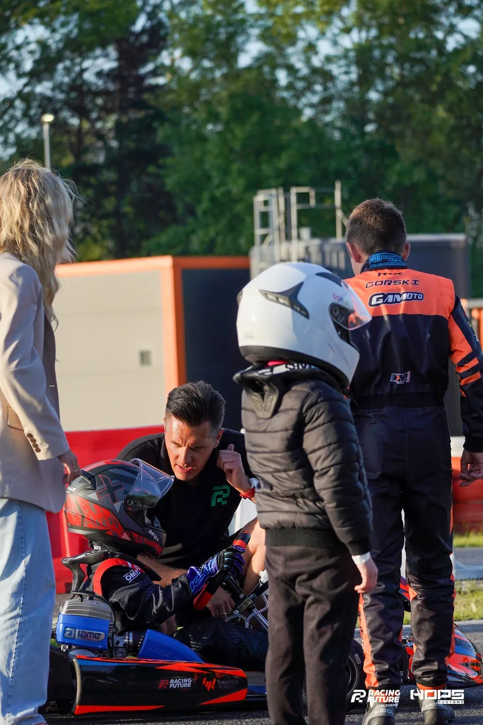 Motorsport to pasja, podróże, sesje coachingowe 
i wyjątkowe chwile.